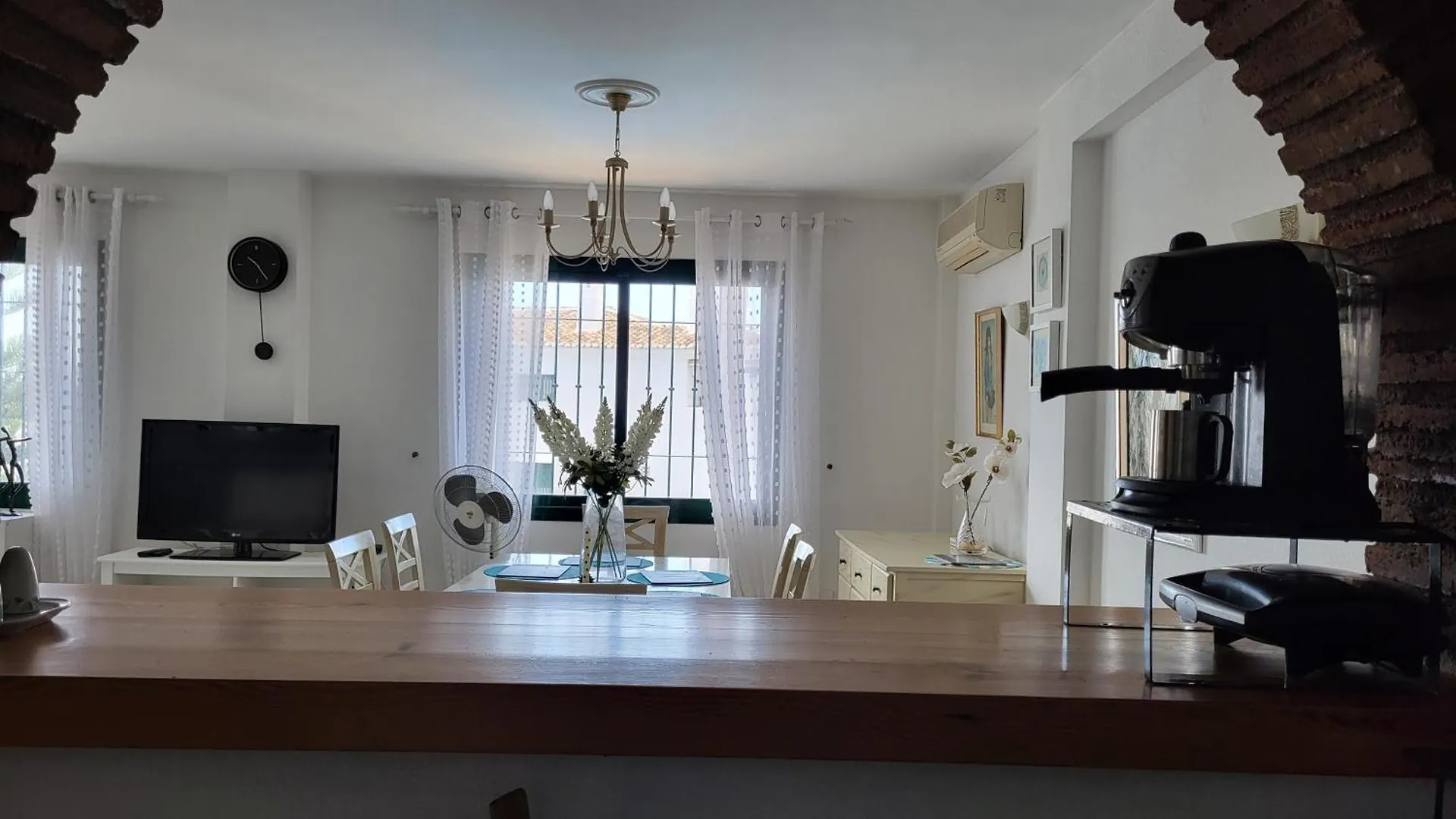 Audrey Apartment-Benalmadena-Beachfront 0*,  Espagne